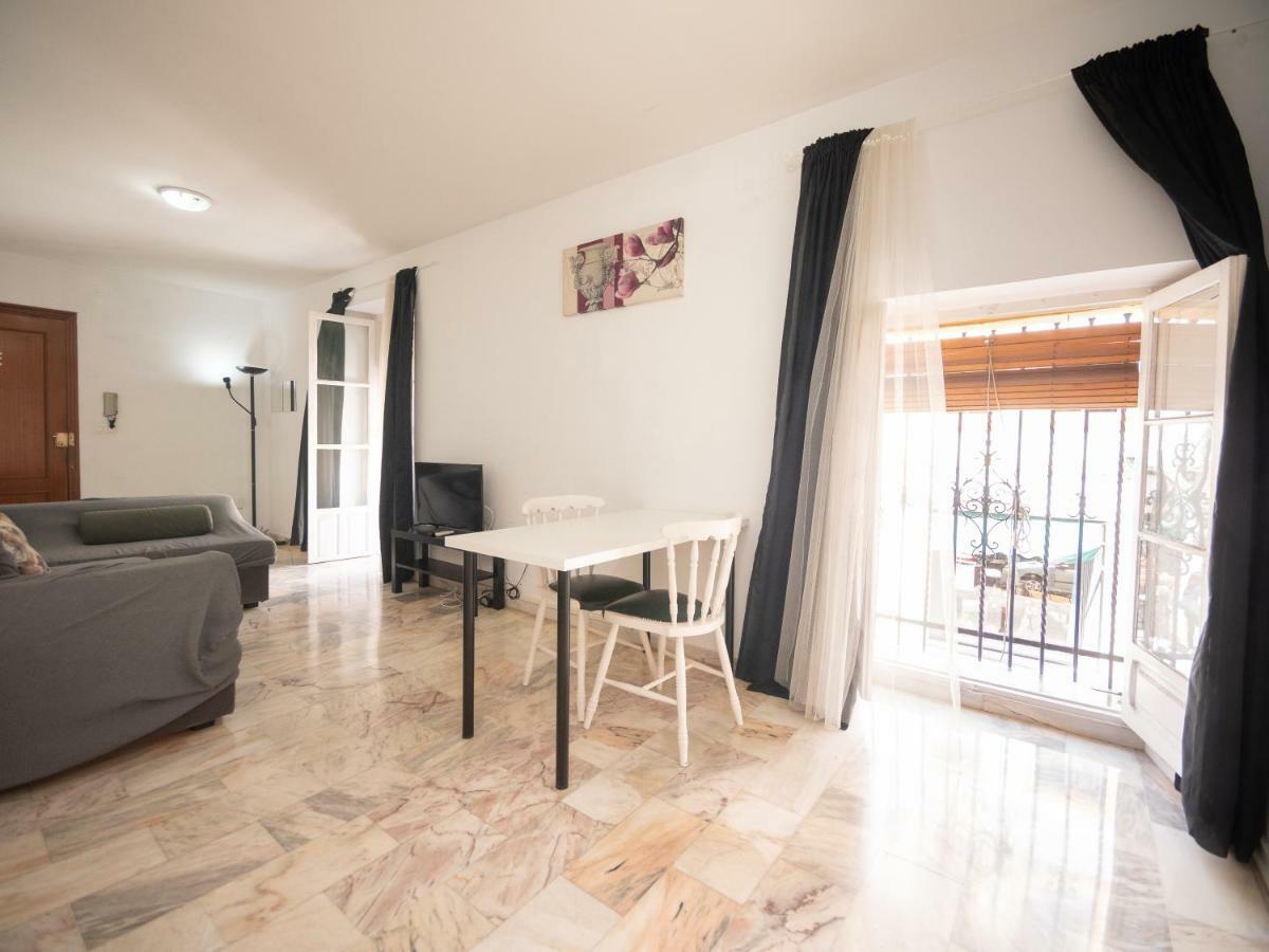 Apartamentos Arc House Севилья Экстерьер фото